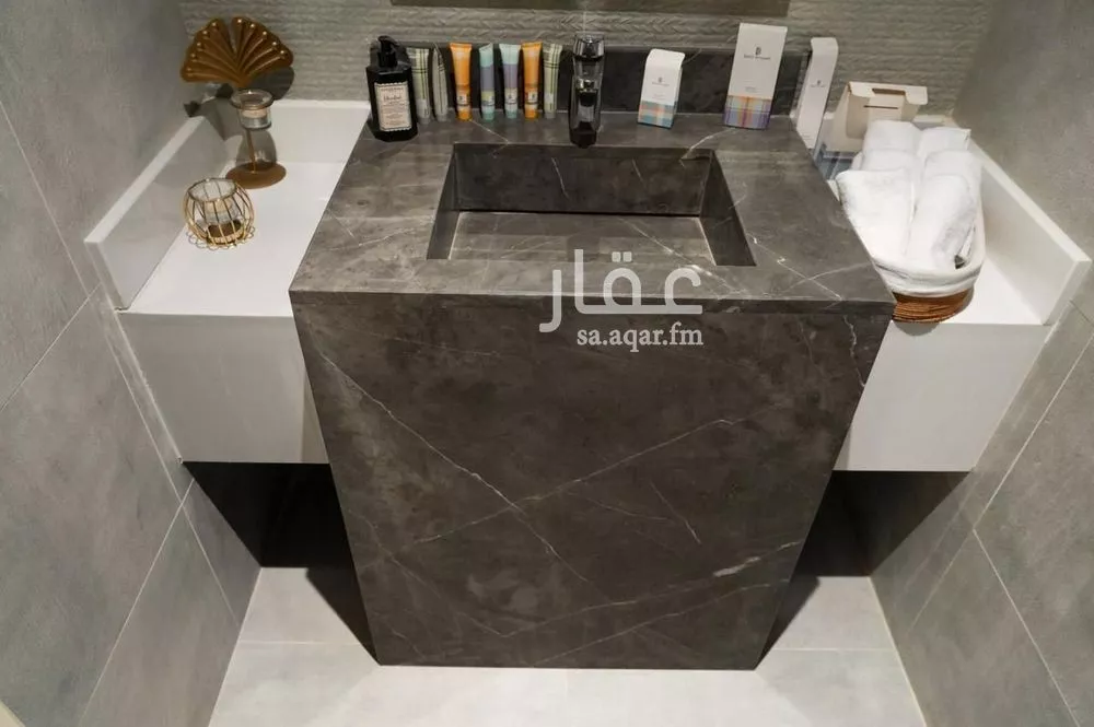 شقة 2 غرف في ظهرة لبن 25