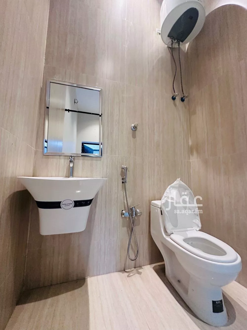 شقة 4 غرف في العارض 6