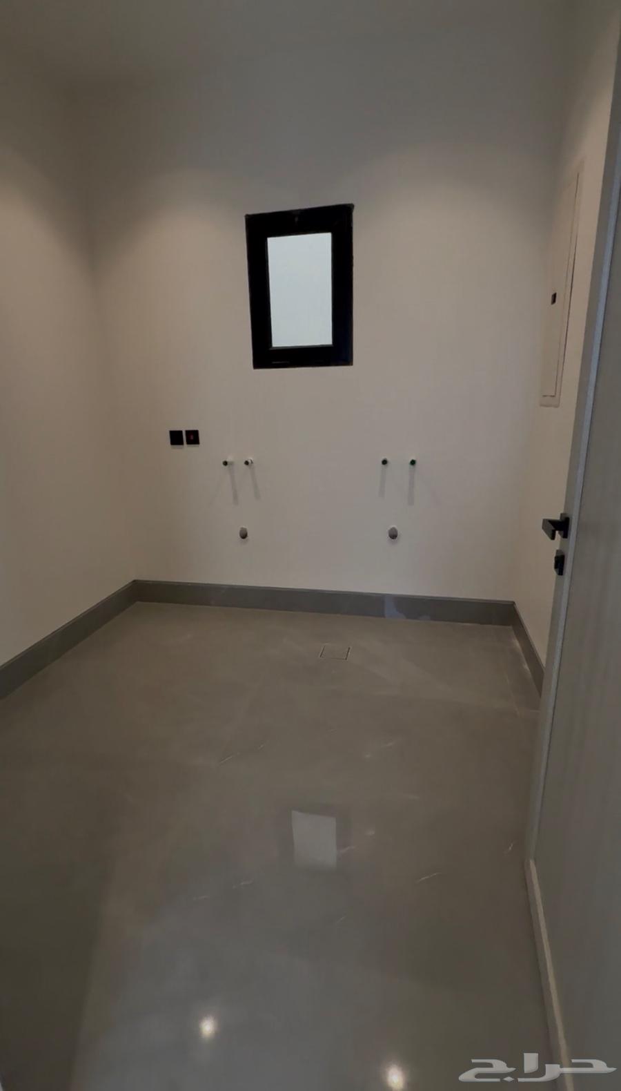 فيلا 6 غرف في السيف 11