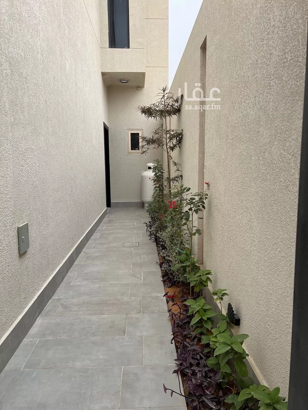 شقة 3 غرف في العارض 4