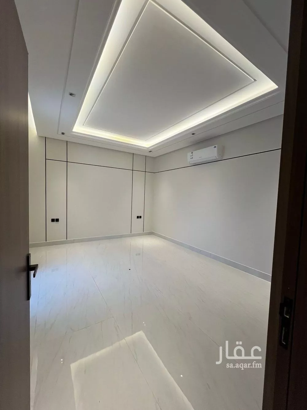 شقة 3 غرف في العارض 10