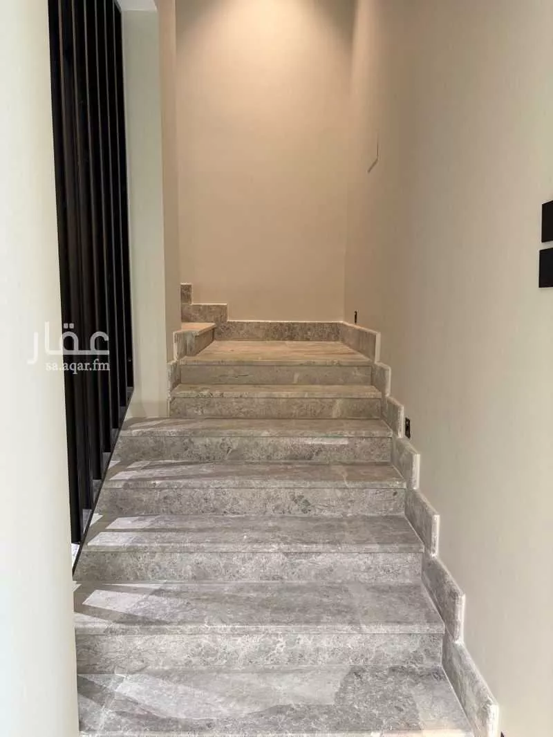 فيلا 6 غرف في اللؤلؤ 11