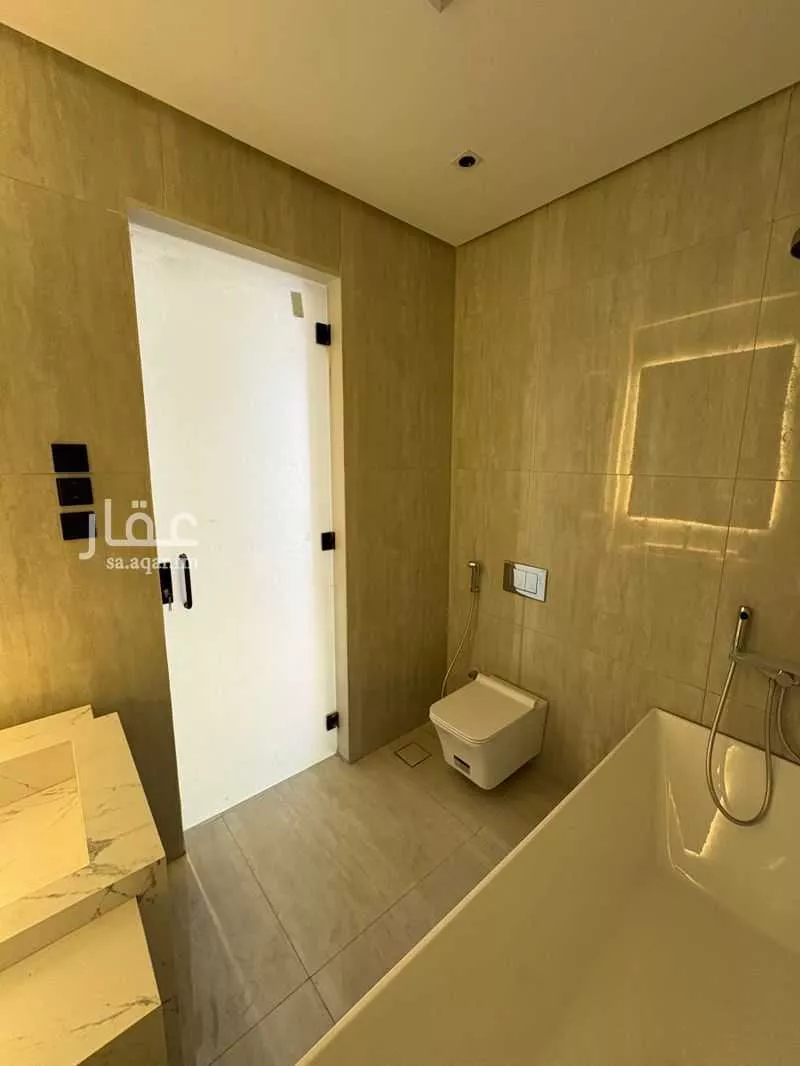 فيلا 6 غرف في اللؤلؤ 30