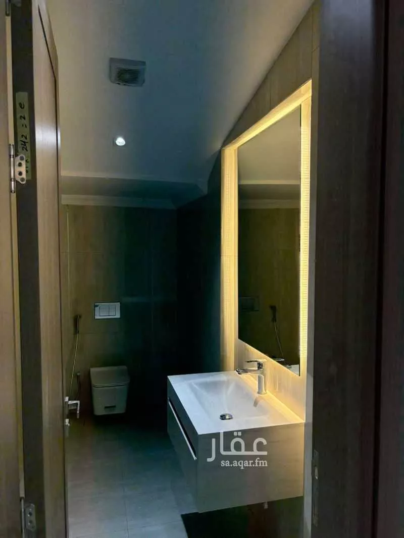 فيلا 6 غرف في اللؤلؤ 9