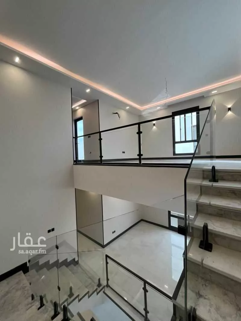 6 bedroom villa in Al Shiraa 3