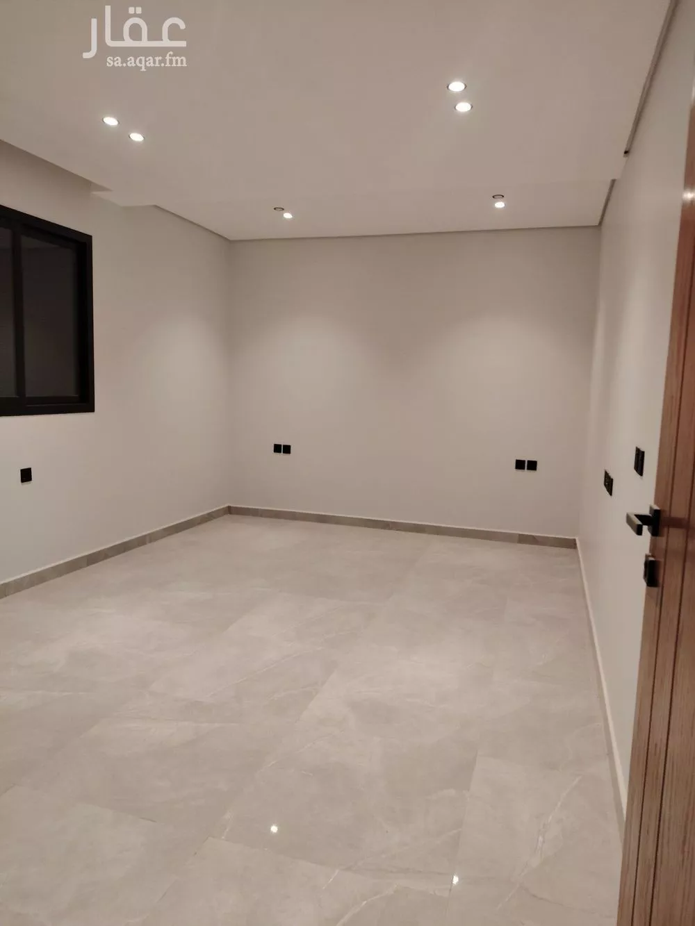 شقة 3 غرف في الرمال 11