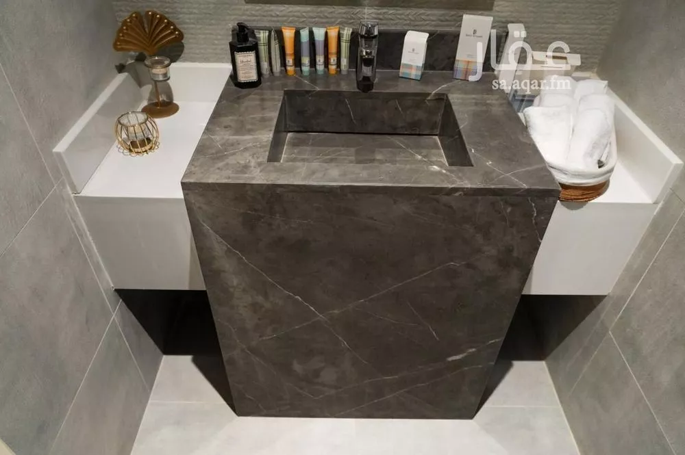 شقة 3 غرف في ظهرة لبن 28