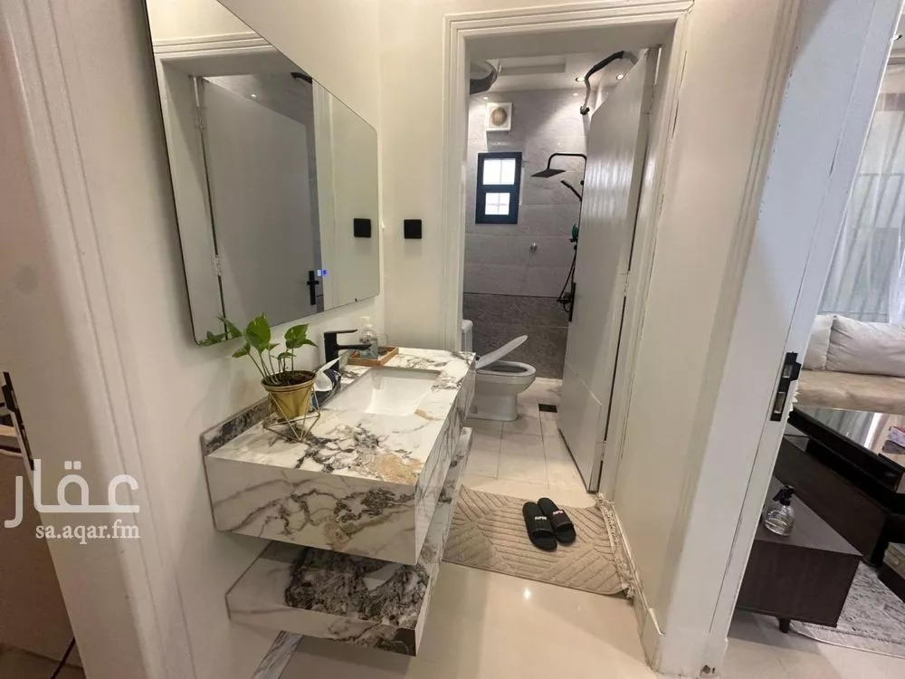 فيلا 6 غرف في المونسية 5