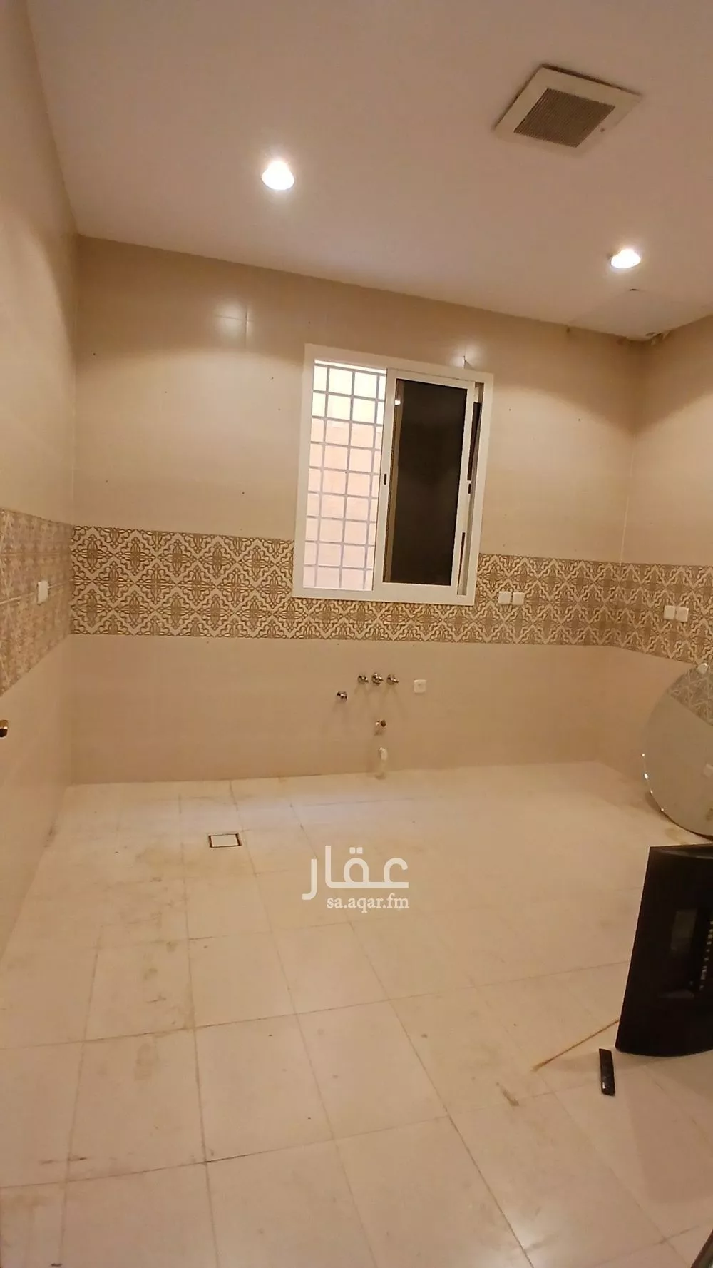 3 bedroom apartment in Al Khaleej 8