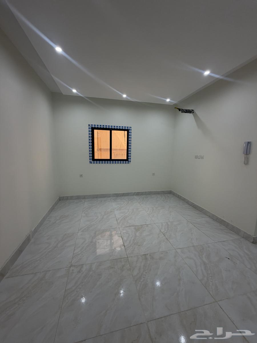 شقة 2 غرف في الخالدية 18