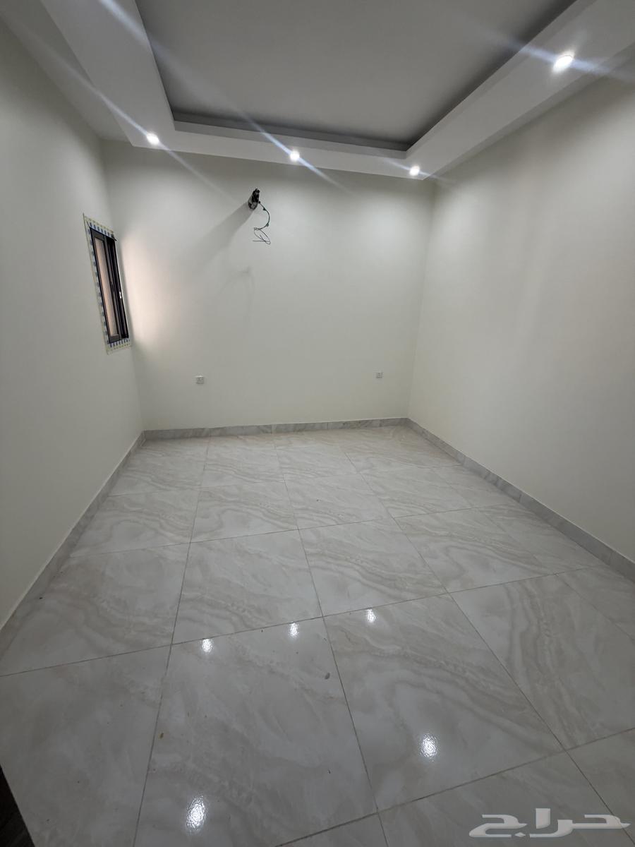 شقة 2 غرف في الخالدية 5