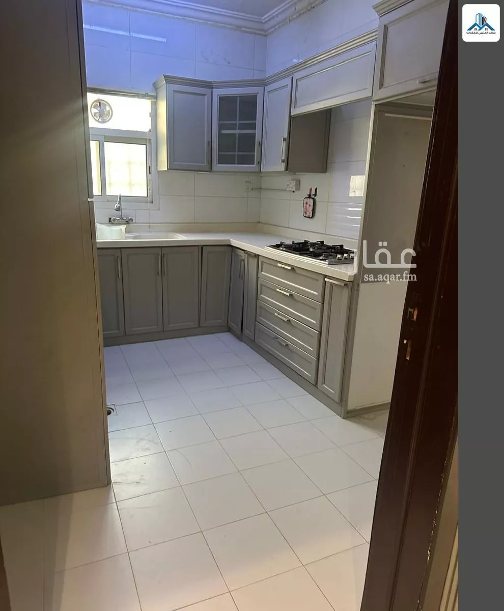 شقة 3 غرف في الرمال 3