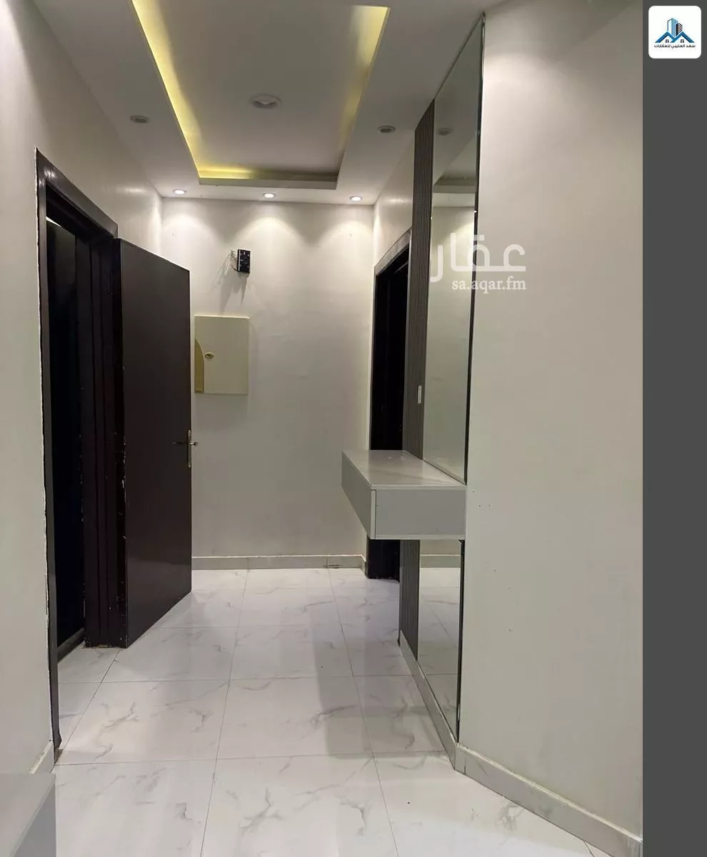 شقة 3 غرف في الرمال 4