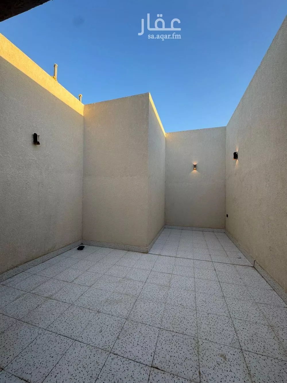 فيلا 5 غرف في العارض 19