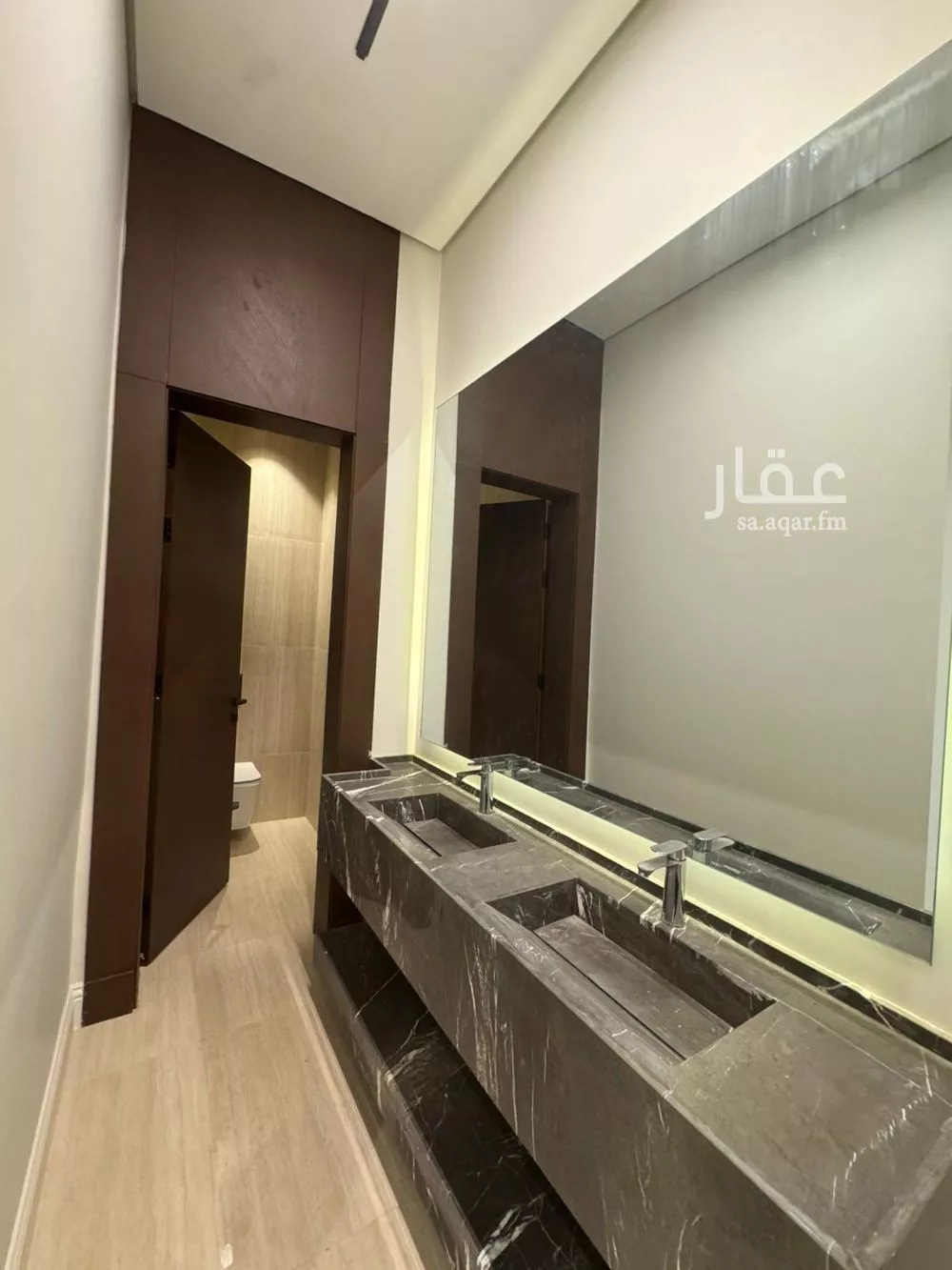 فيلا 5 غرف في العارض 7