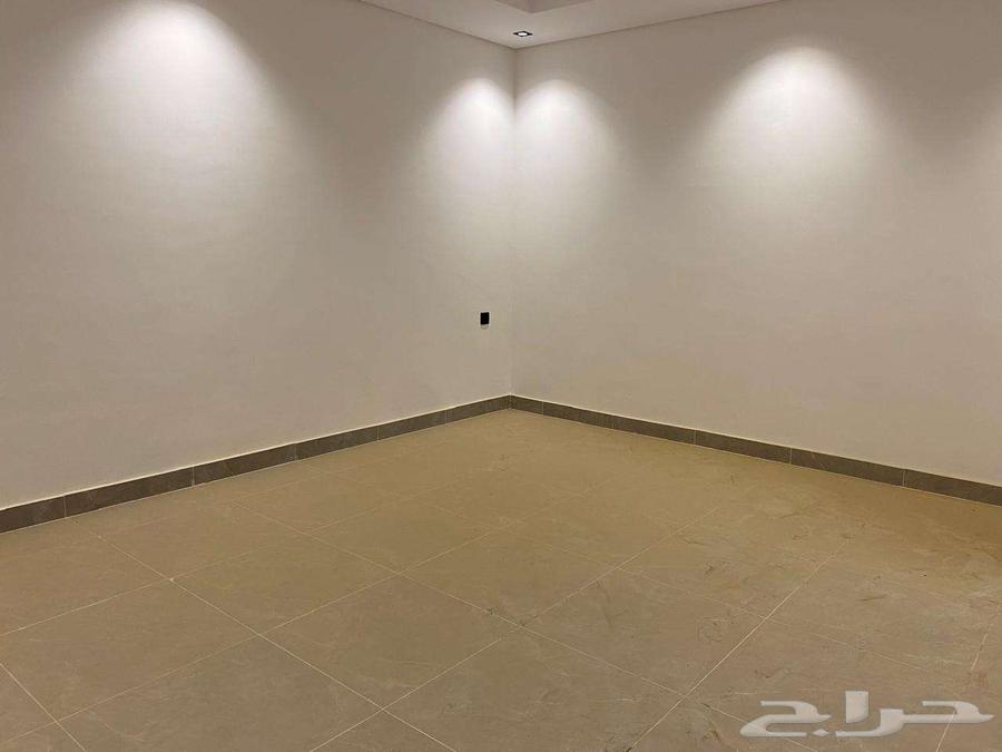 شقة 3 غرف في بطحاء قريش 6