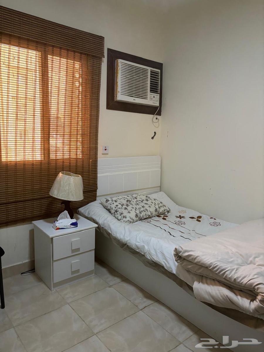 شقة 4 غرف في الحمراء و ام الجود 2