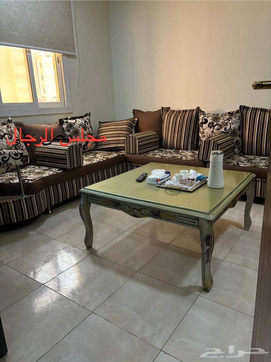 شقة 4 غرف في الحمراء و ام الجود 11