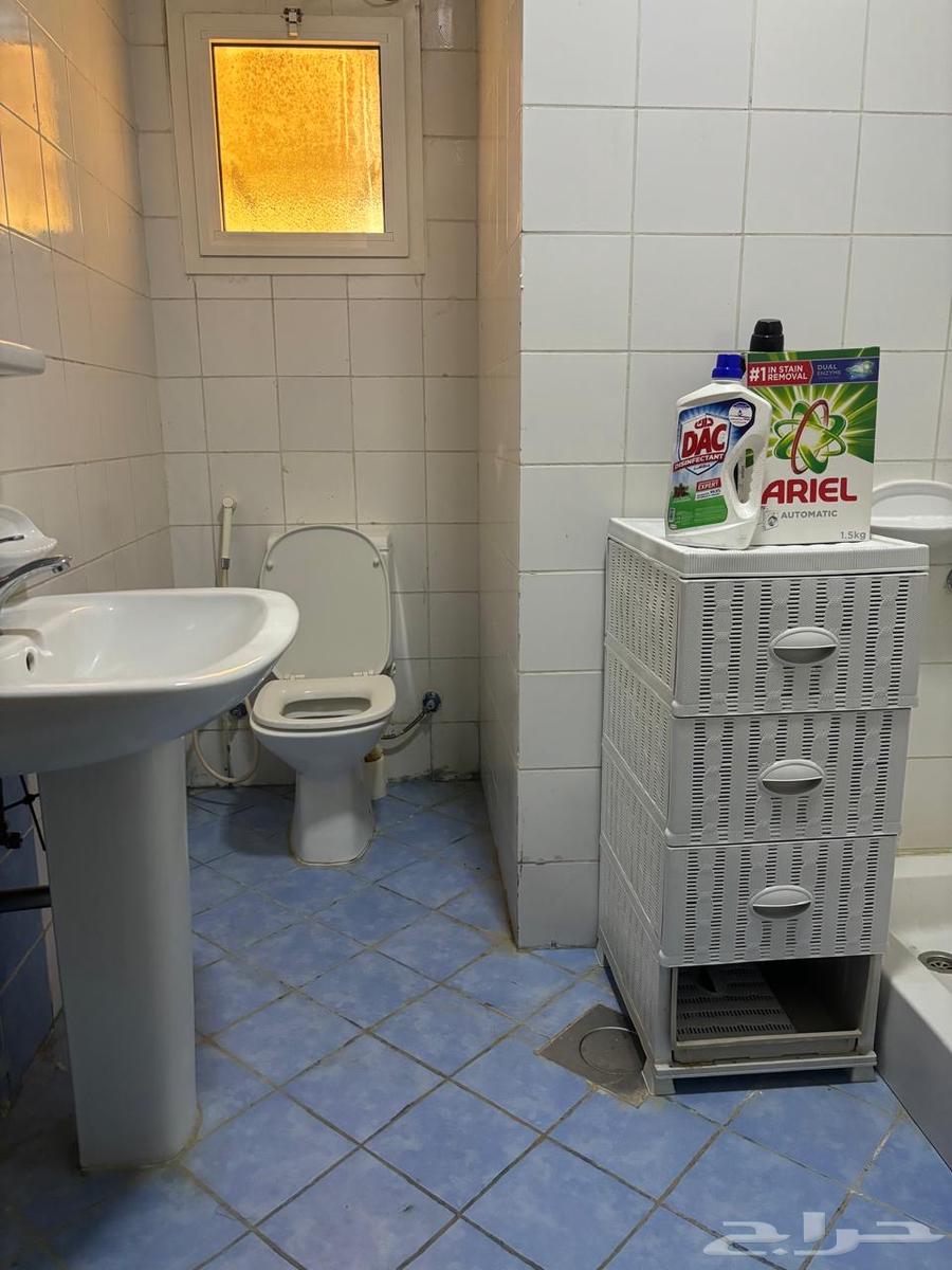 شقة 4 غرف في الحمراء و ام الجود 4