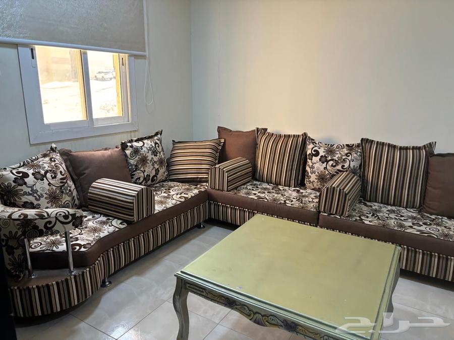 شقة 4 غرف في الحمراء و ام الجود 9