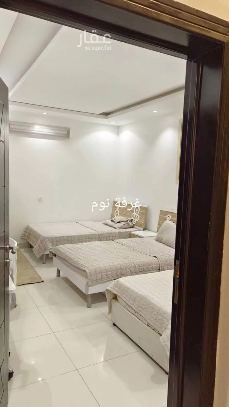 4 bedroom apartment in Dhahrat Laban 9