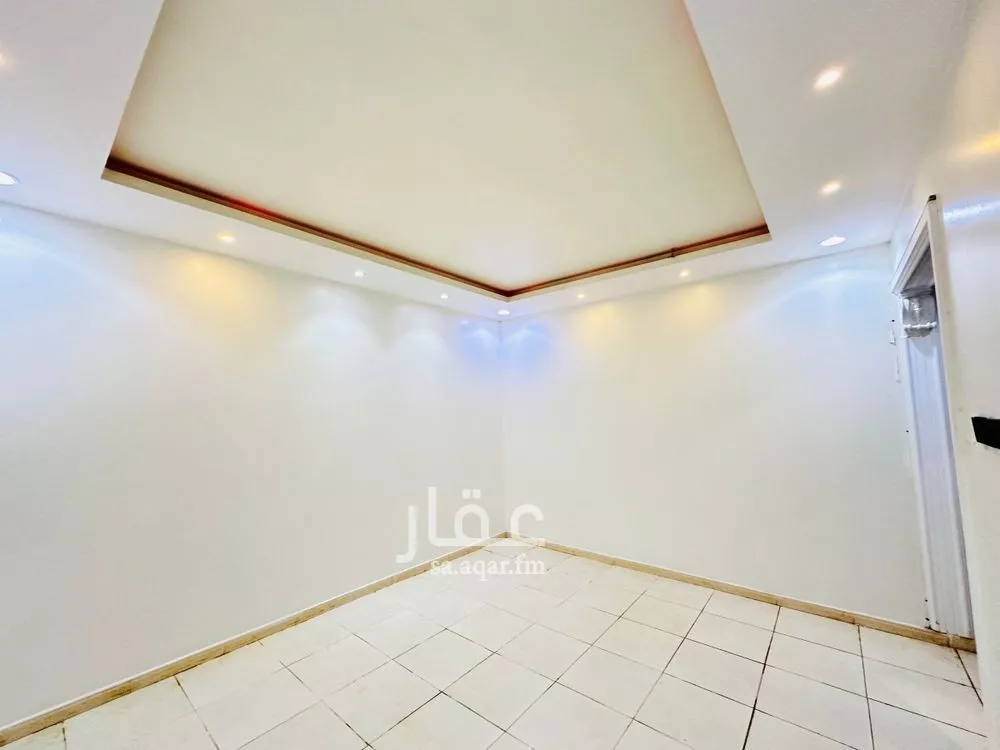 شقة 3 غرف في الرمال 6