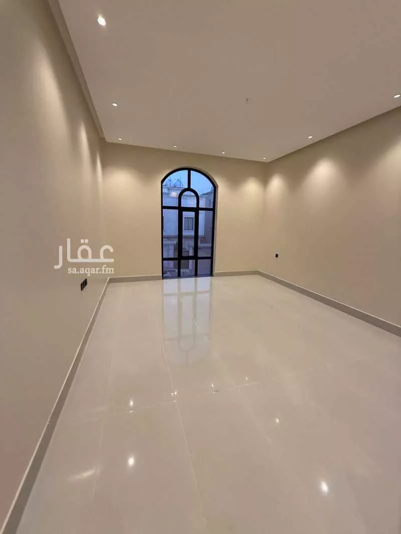 فيلا 7 غرف في الصواري 10