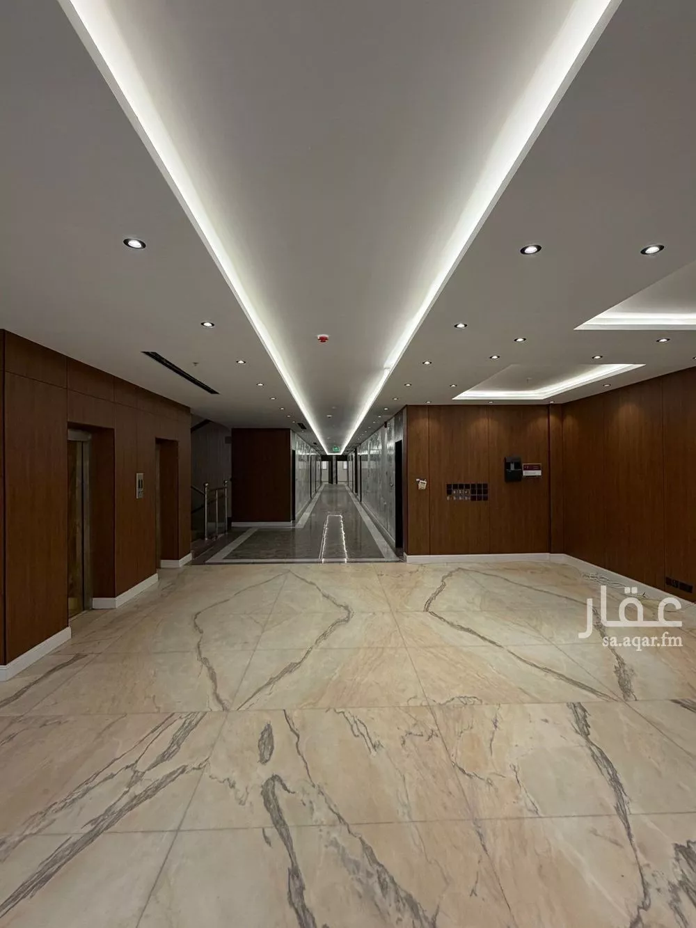 عمارة 1650 م² في اليرموك 9