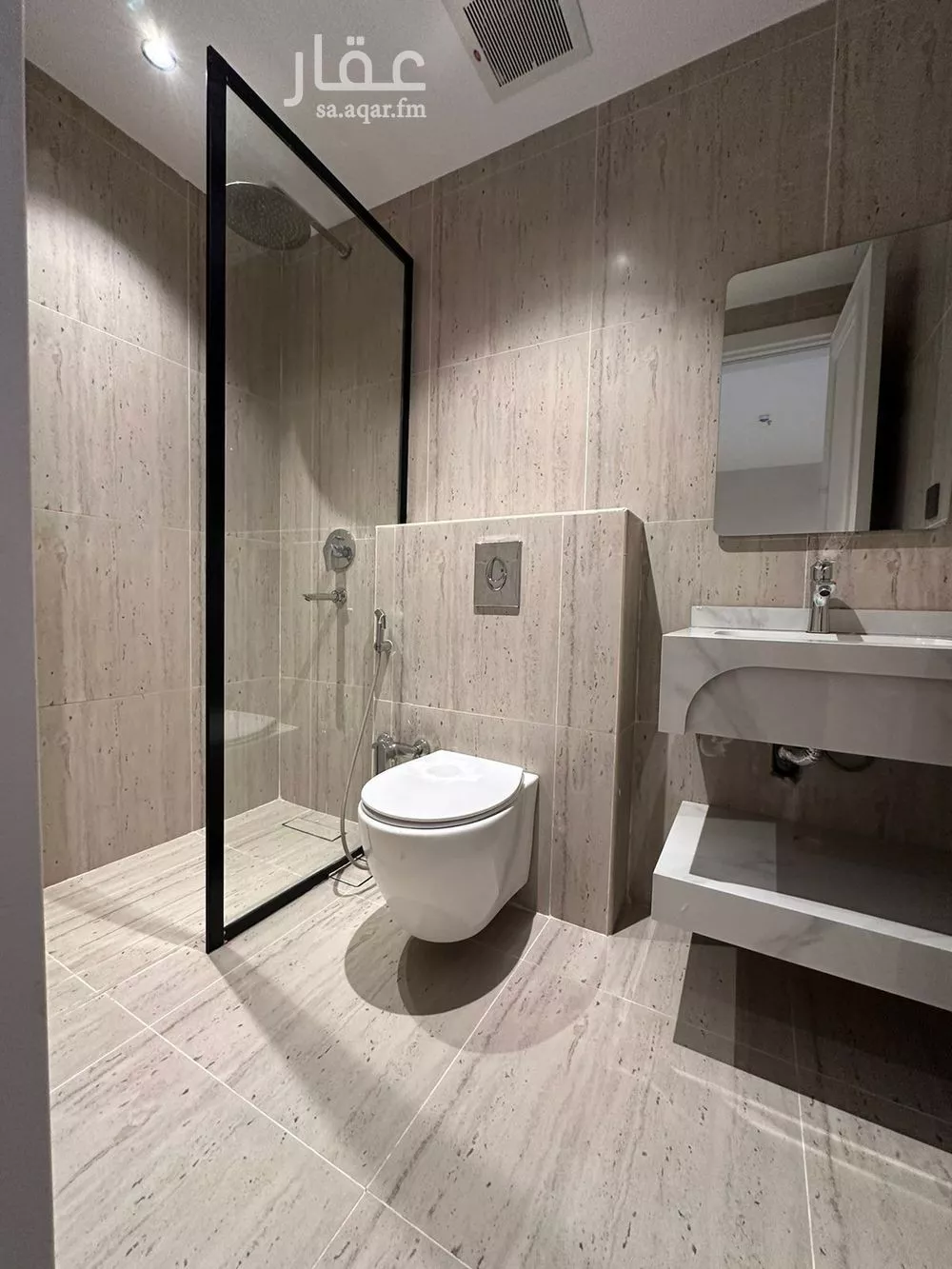 2 bedroom apartment in Irqah 3