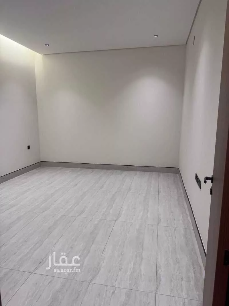 شقة 4 غرف في الشرق 6