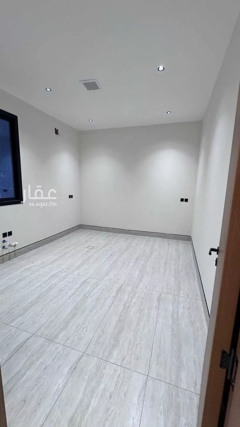 شقة 4 غرف في الشرق 8