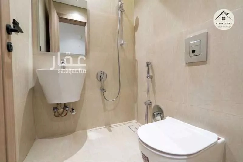 شقة 3 غرف في الربيع 10