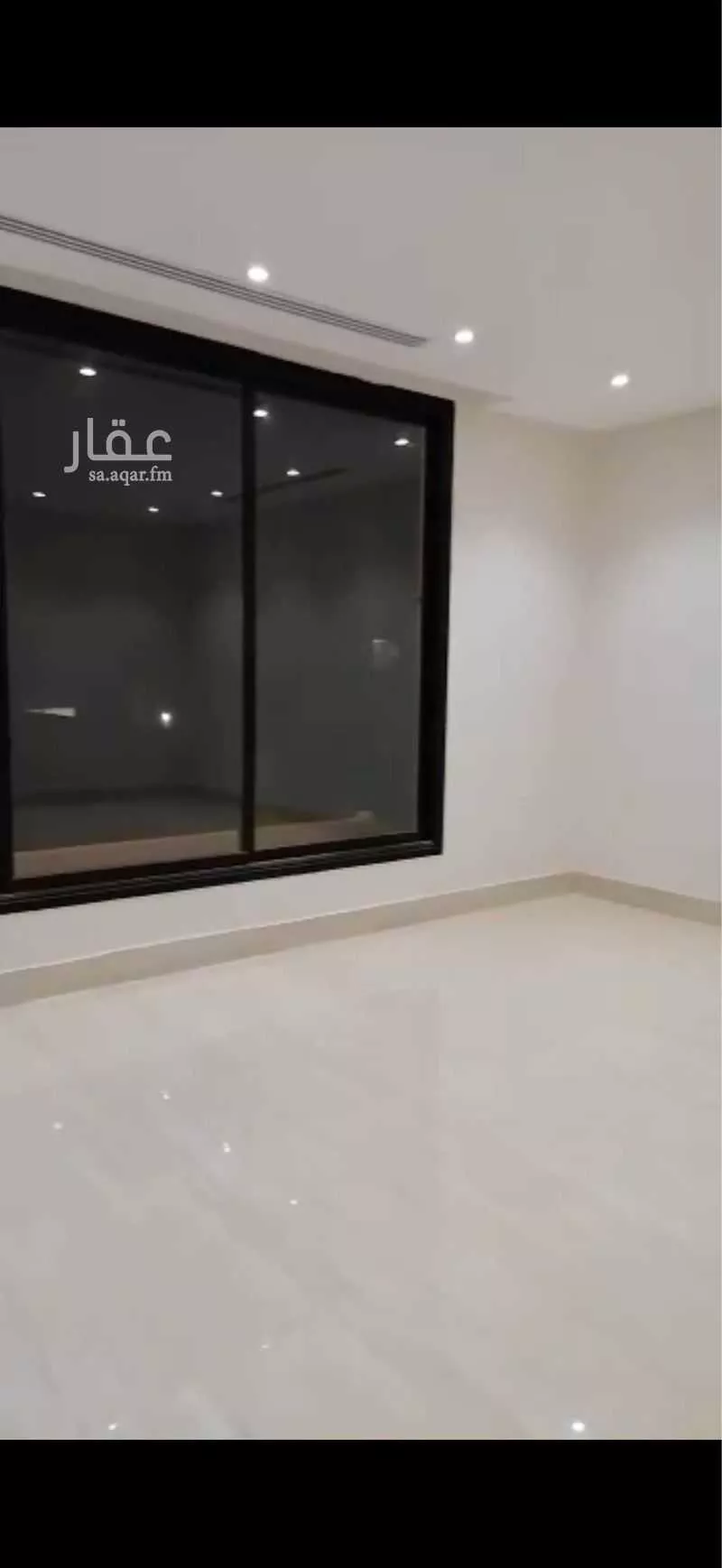 فيلا 4 غرف في العارض 3