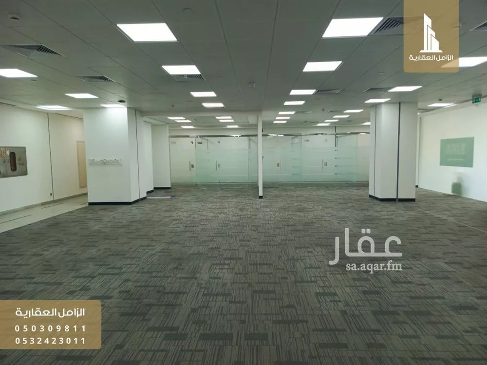 300 sqm office in Madinat Al Umal 5