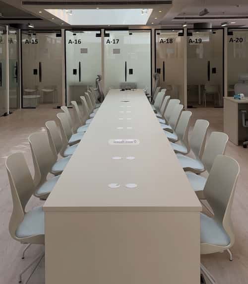 مكتب 10829 م² في الروضة 18