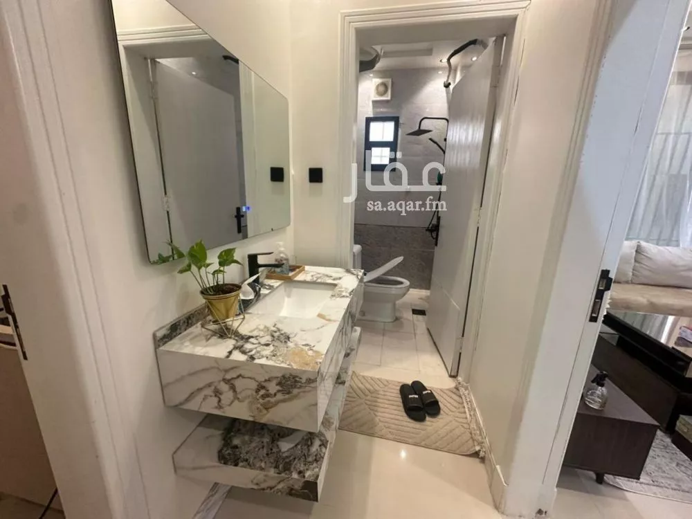 فيلا 7 غرف في المونسية 6