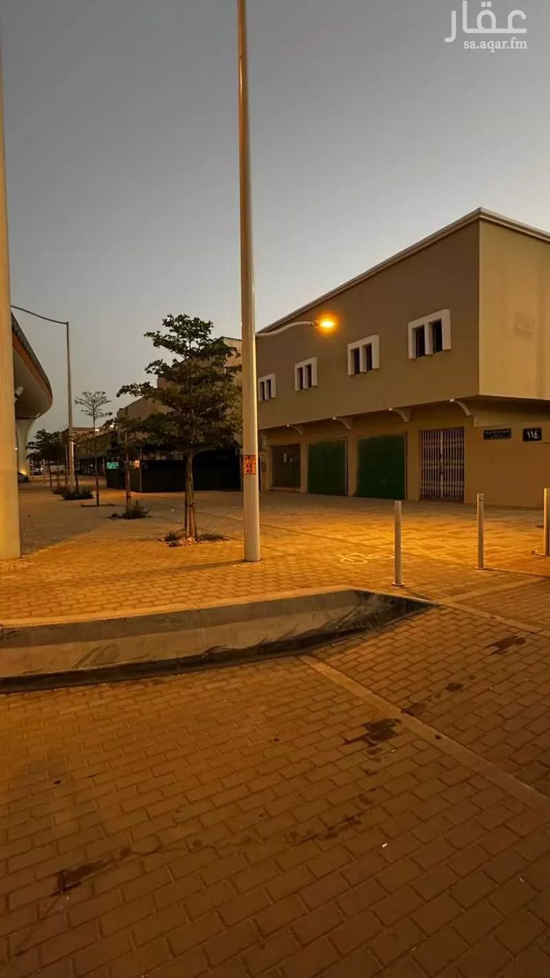 محل 24 م² في طويق 3