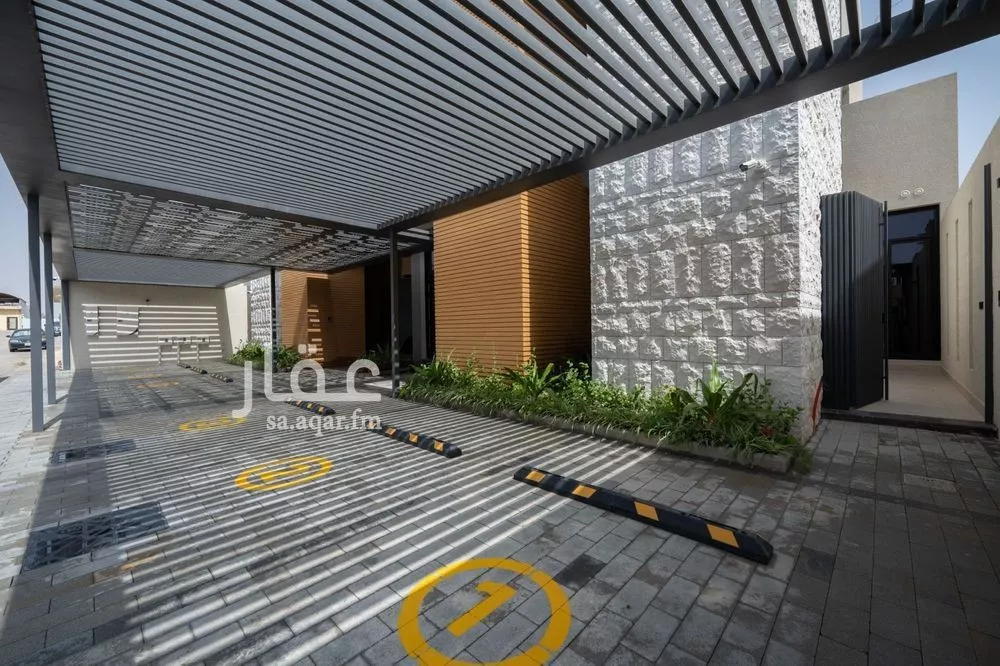 دور 4 غرف في العليا 7