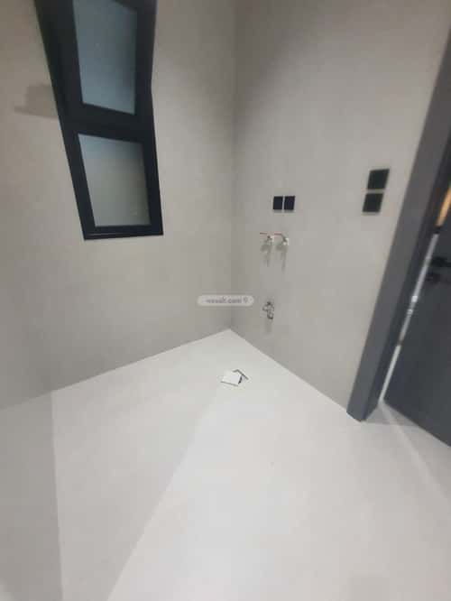 فيلا 6 غرف في احد 2