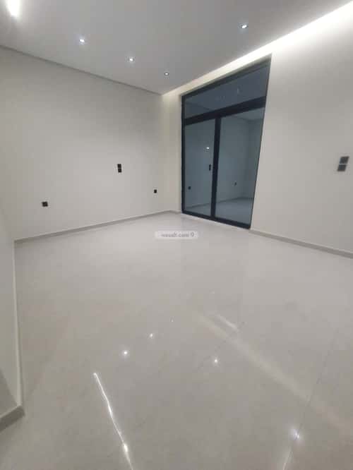 فيلا 6 غرف في احد 7