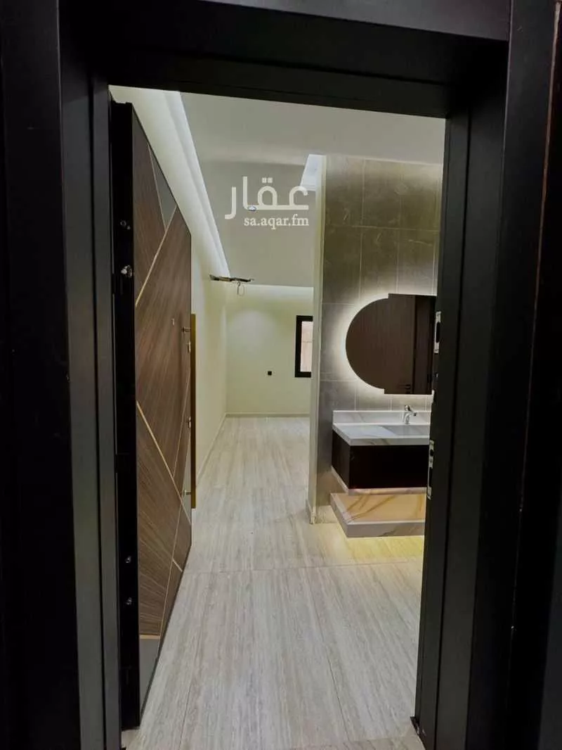 شقة 4 غرف في الروضة 13