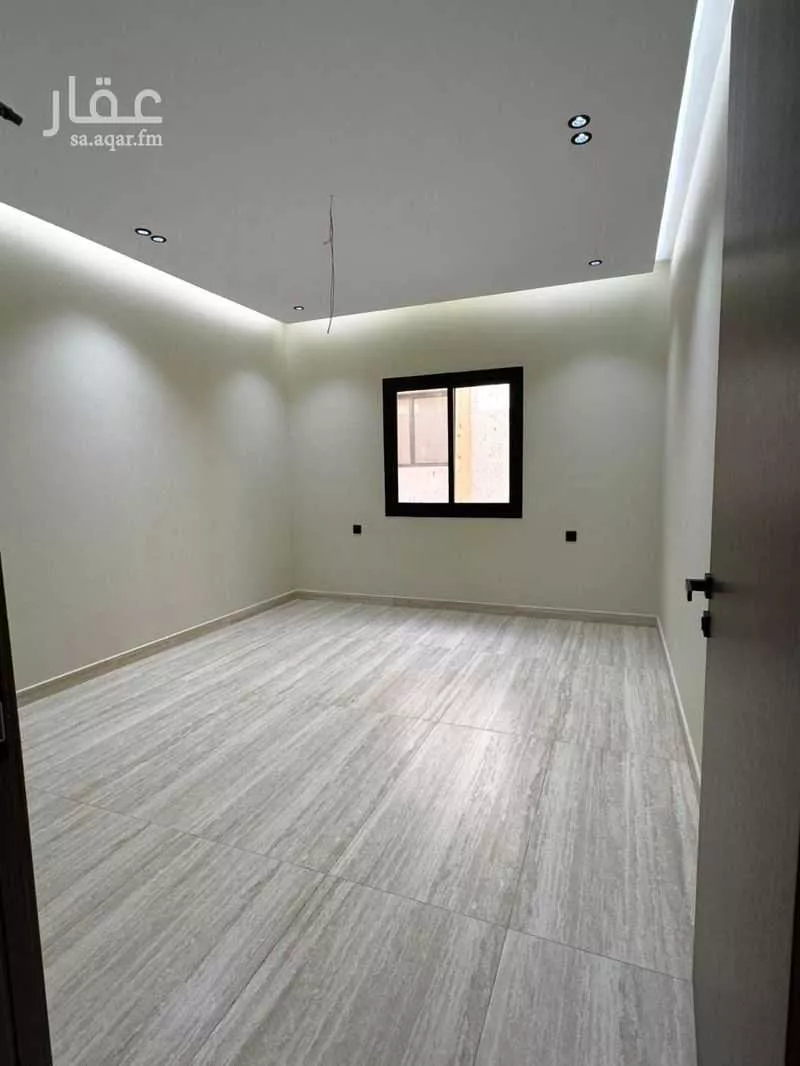 شقة 4 غرف في الروضة 15