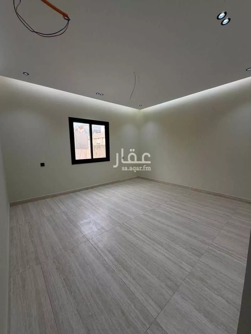 شقة 4 غرف في الروضة 9