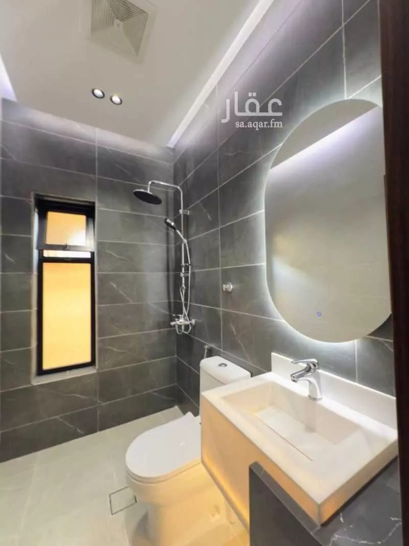 شقة 4 غرف في الروضة 20