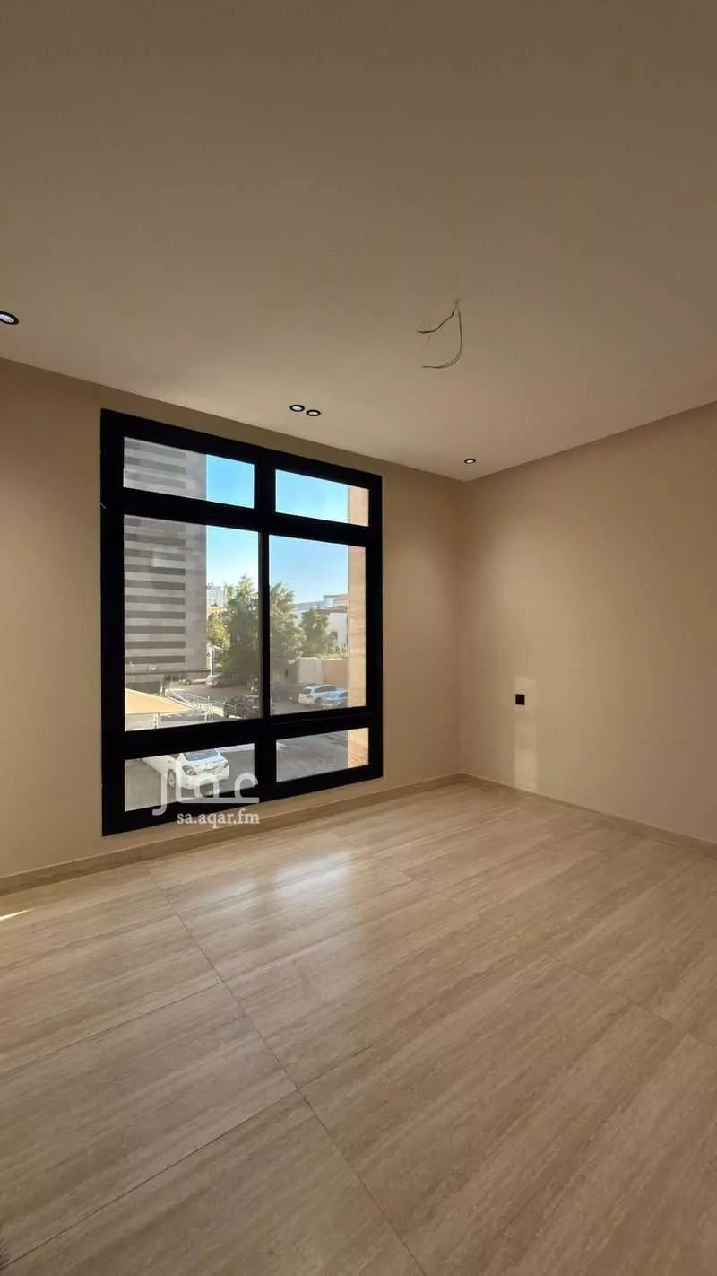 شقة 5 غرف في النعيم 10