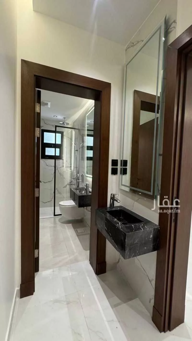 شقة 4 غرف في الروضة 5