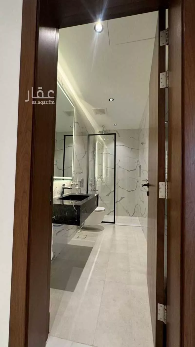 شقة 4 غرف في الروضة 7