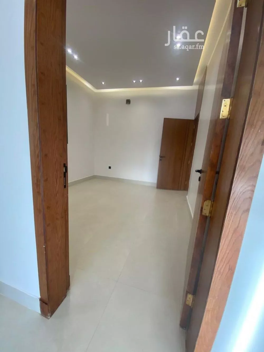 3 bedroom floor in Al Janadriyah 2
