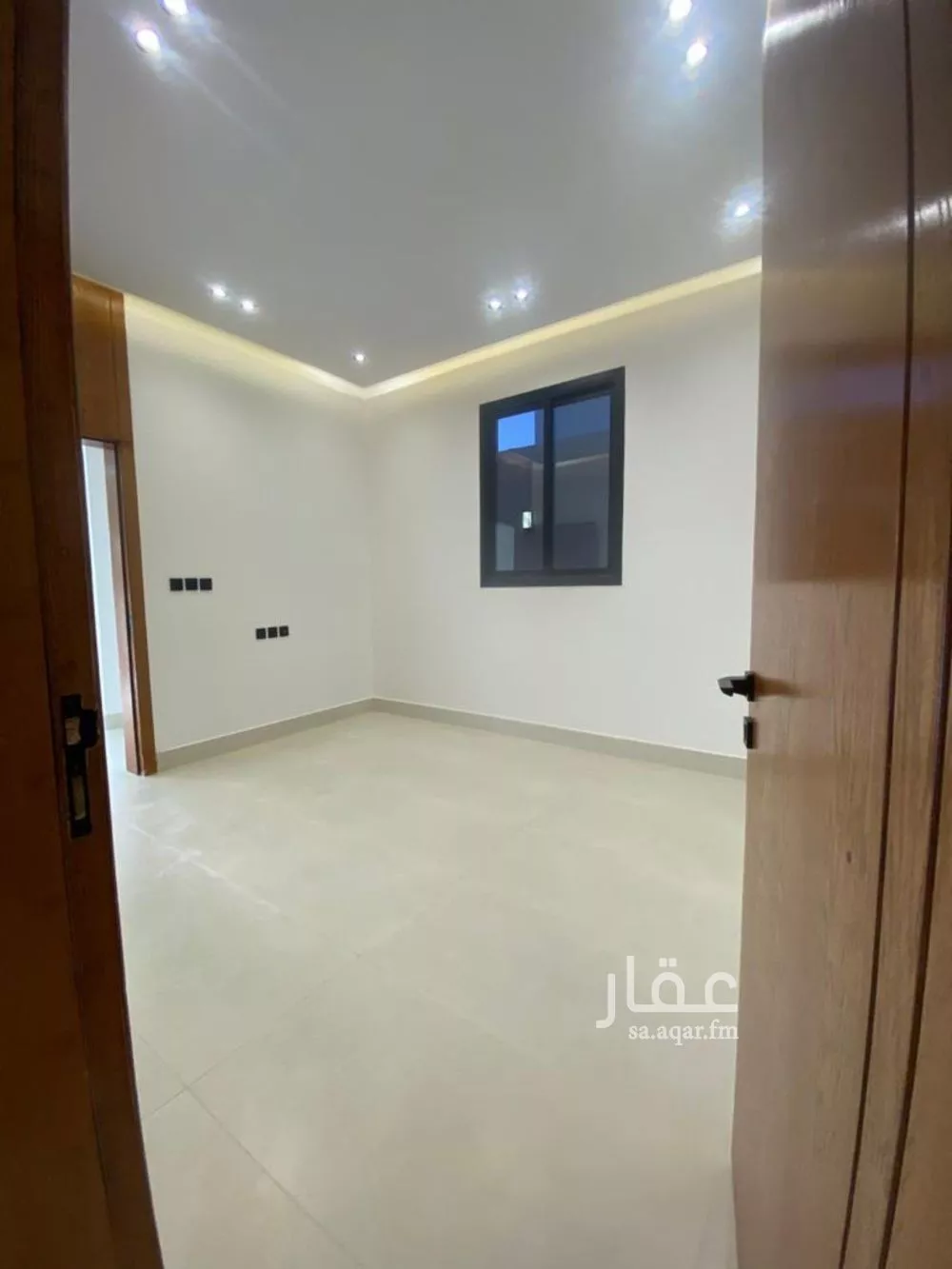 3 bedroom floor in Al Janadriyah 4