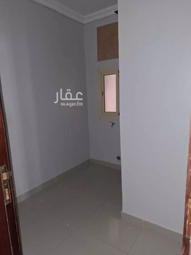 شقة 5 غرف في الزهراء 4